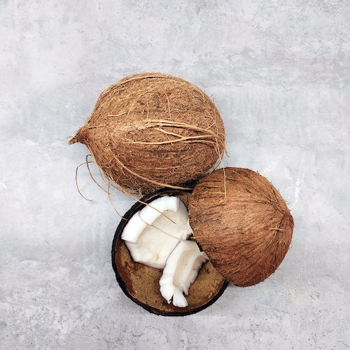 7 Reasons to Love Eco-Friendly Coconut Wax Candles