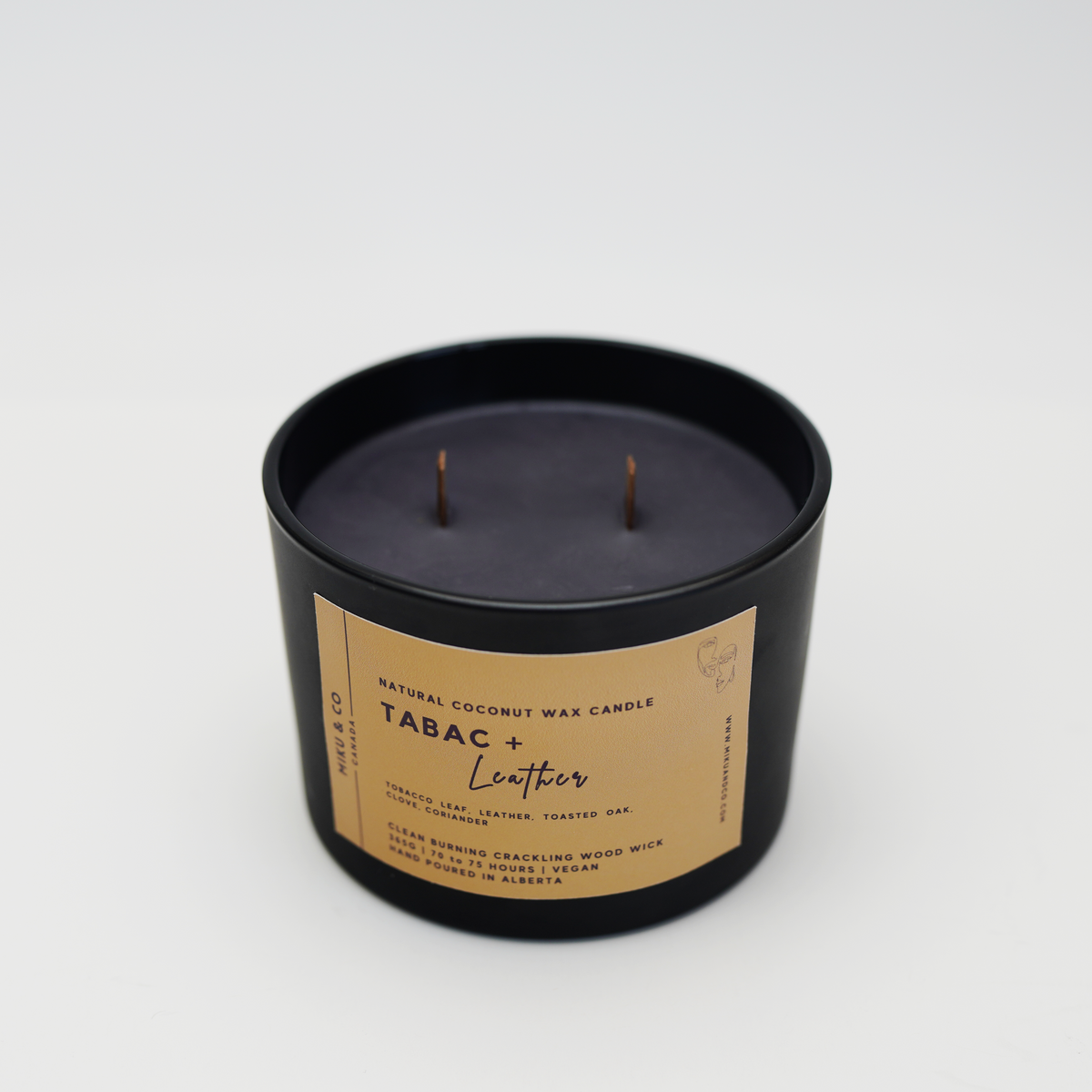 Tobaco + Leather Premium Coconut Wax Candle | Made with natural ingredients